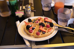 Wafle with Fresh Berries
